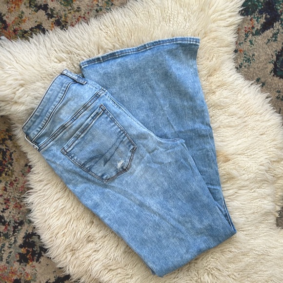 AE Low Rise Flare - Picture 3 of 7